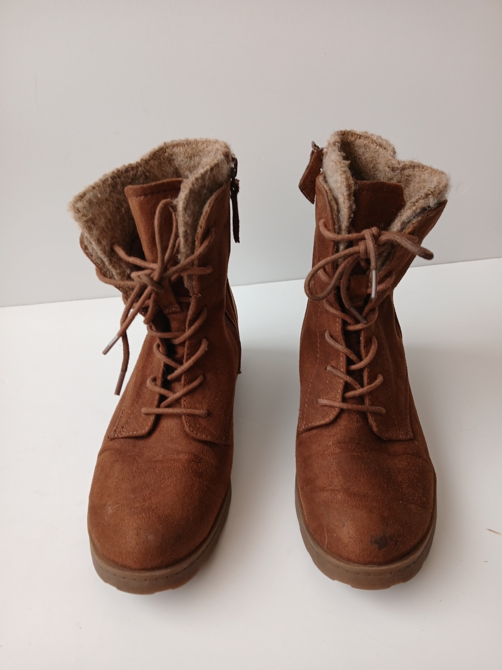Women's Mossimo Supply Co Brown Suede Lace-Up Fur-Lined Ankle Boots, Size 8
